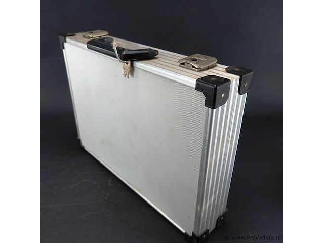 Aluminium koffer - afbeelding 4 van  5