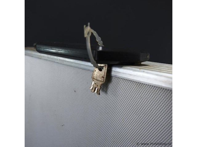 Aluminium koffer - afbeelding 5 van  5