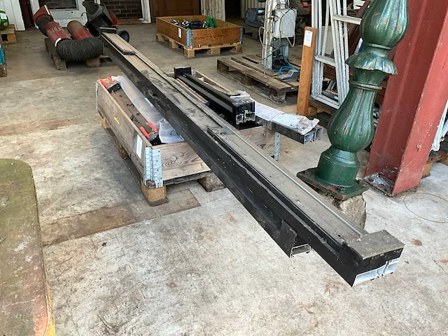 Aluminium kozijn dorpels - afbeelding 1 van  6