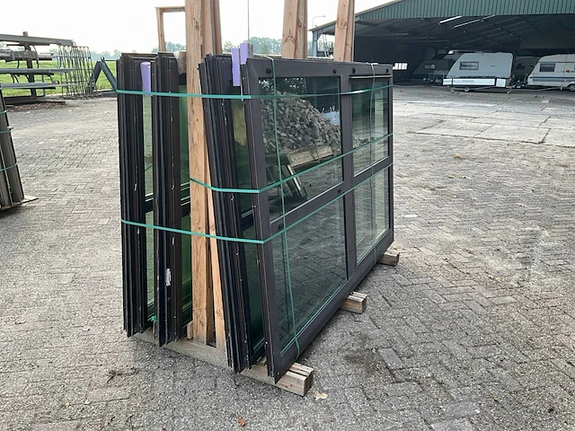 Aluminium kozijnen met dubbel glas (20x) - afbeelding 2 van  7