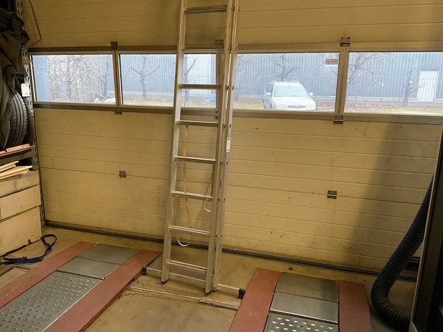 Aluminium ladder - afbeelding 1 van  4