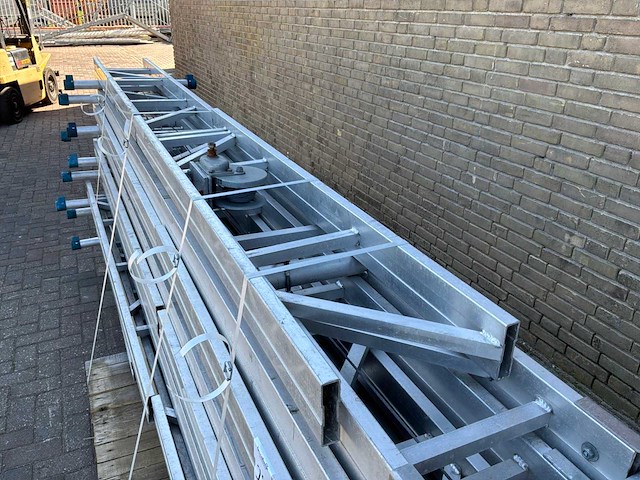 Aluminium ladderdelen voor schuine werkstelling (18x) - afbeelding 6 van  7