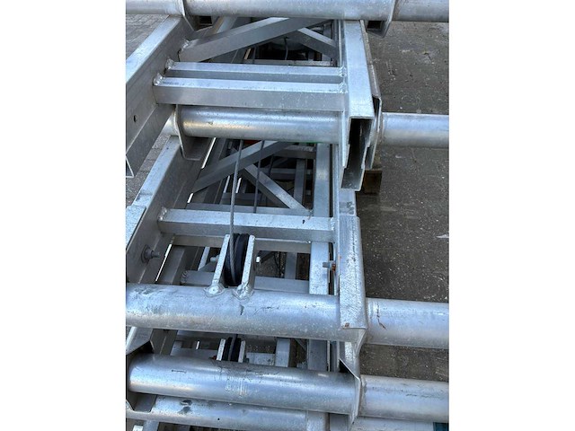 Aluminium ladderdelen voor schuine werkstelling (18x) - afbeelding 7 van  7