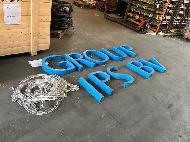 Aluminium letters met verlichting - afbeelding 1 van  4