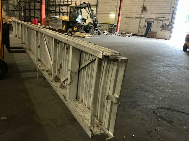 Aluminium loopbrug - afbeelding 2 van  4