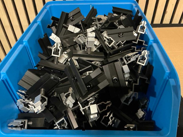 Aluminium middenklem zwart (200x) - afbeelding 5 van  5