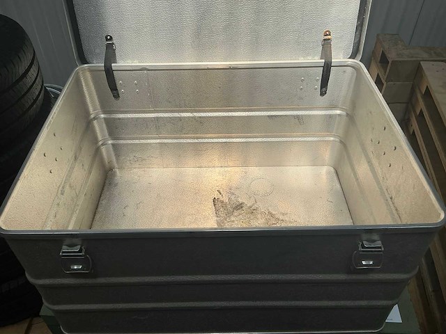 Aluminium opbergkist - afbeelding 4 van  4