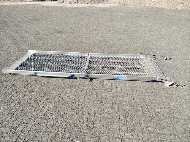 Aluminium oprijlaan voor bestelbus - afbeelding 4 van  11