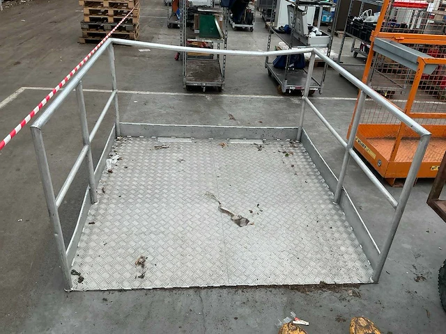 Aluminium oprijplatform - afbeelding 4 van  5