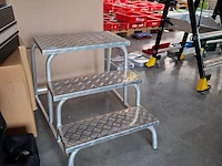 Aluminium opstap zarges, 3 treeds - afbeelding 2 van  4