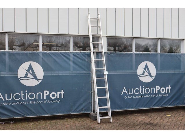 Aluminium opsteekladder (2-delig) - afbeelding 1 van  1