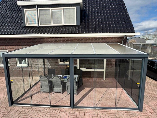 Aluminium overkapping 6x2,5m – polycarbonaat opaal 16mm – antraciet ral 7016 - afbeelding 8 van  12