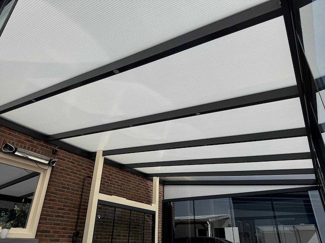 Aluminium overkapping 6x2,5m – polycarbonaat opaal 16mm – antraciet ral 7016 - afbeelding 10 van  12