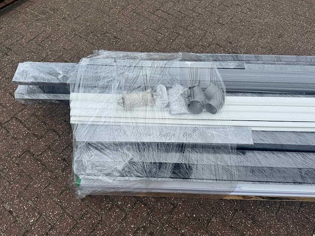 Aluminium overkapping 8x3m – polycarbonaat opaal 16mm – antraciet ral 7015 - afbeelding 4 van  10