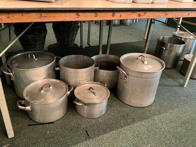 Aluminium pannen (6x) - afbeelding 1 van  6