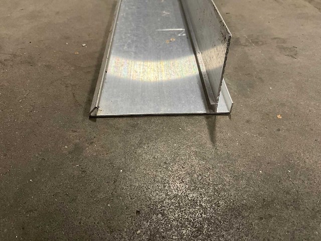Aluminium partij aluminium profiel - afbeelding 4 van  5