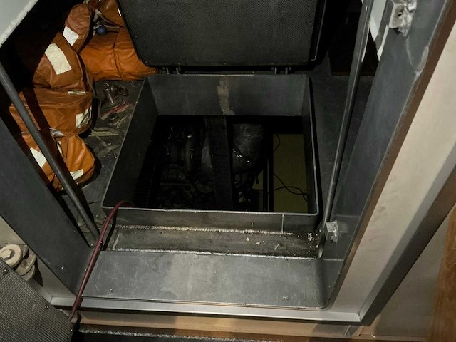 Aluminium pilot boot ‘poseidon’ mmsi 244790510 - afbeelding 31 van  92