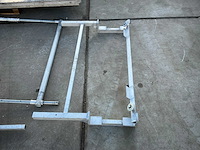 Aluminium plateau met diverse beugels - afbeelding 10 van  12