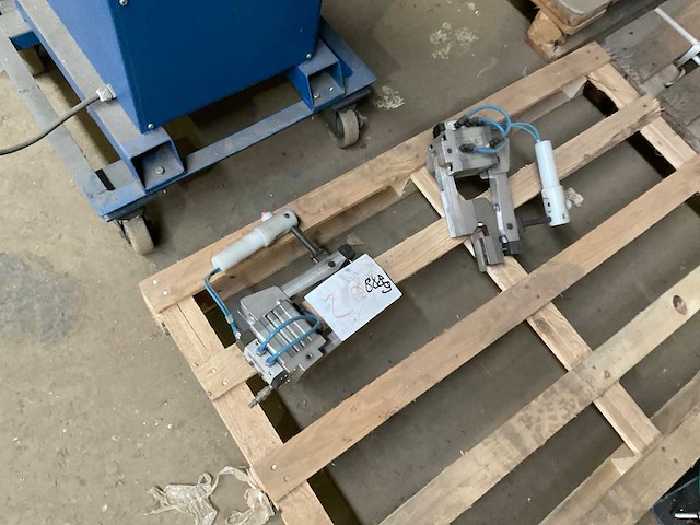 Aluminium profielbewerkingmachine (5x) - afbeelding 10 van  13
