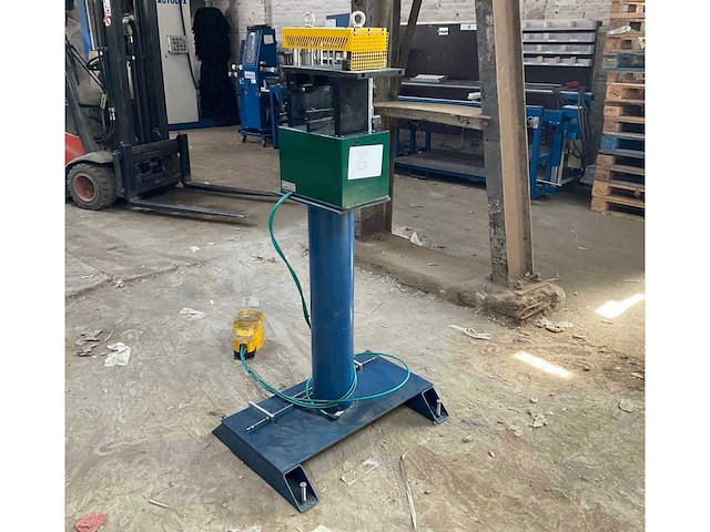 Aluminium profielbewerkingmachine (5x) - afbeelding 13 van  13