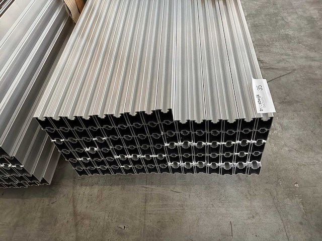 Aluminium profielen (84 stuks) - afbeelding 2 van  3