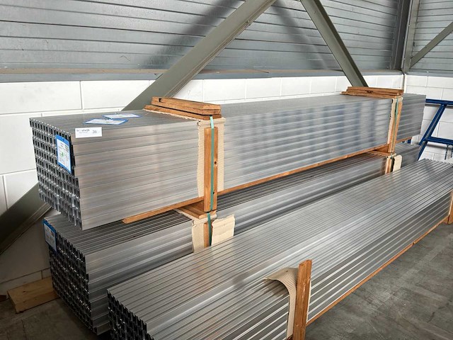 Aluminium profielen (84 stuks) - afbeelding 1 van  4