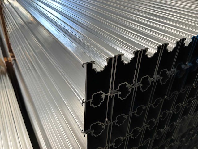 Aluminium profielen (94 stuks) - afbeelding 3 van  3