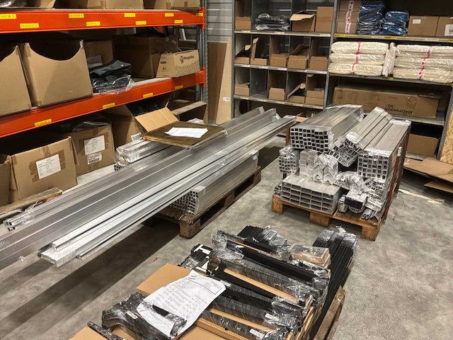 Aluminium profielen en messing platen (2x) - afbeelding 16 van  17