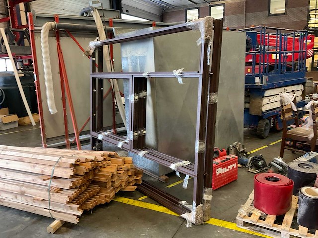 Aluminium raamkozijn (2x) - afbeelding 1 van  6