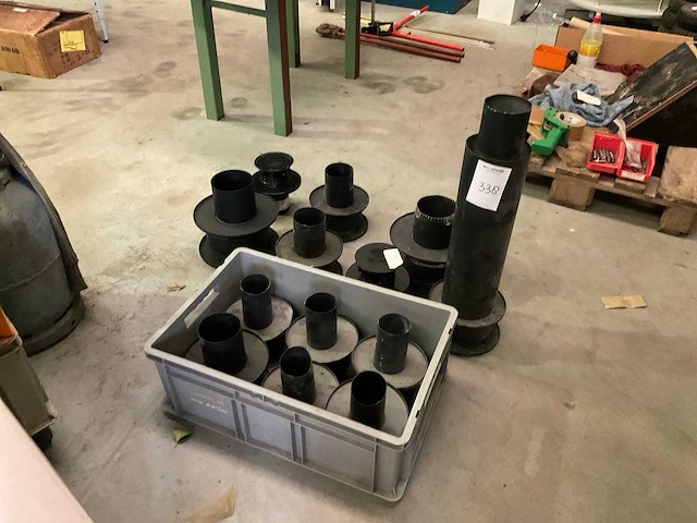 Aluminium schoorsteenkappen - afbeelding 1 van  5