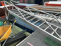Aluminium steek trap met bordes - fixed staircase - afbeelding 2 van  6