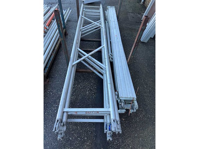 Aluminium steiger v.v. trap, valbeveiliging, steigerwielen - afbeelding 19 van  21