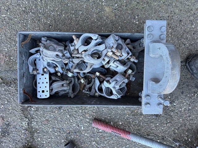Aluminium steiger v.v. trap, valbeveiliging, steigerwielen - afbeelding 13 van  21
