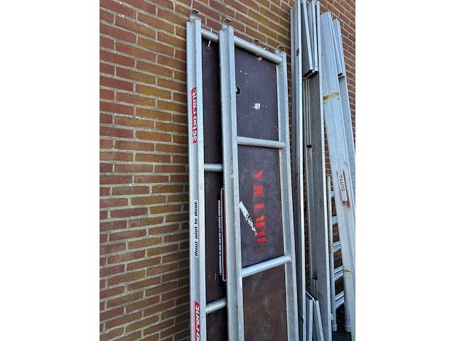 Aluminium steiger v.v. trap, valbeveiliging, steigerwielen - afbeelding 16 van  21