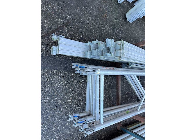 Aluminium steiger v.v. trap, valbeveiliging, steigerwielen - afbeelding 21 van  21