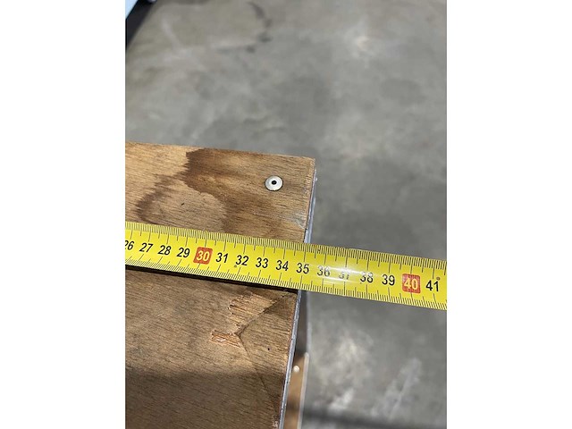Aluminium stellingen met inhoud - afbeelding 7 van  8