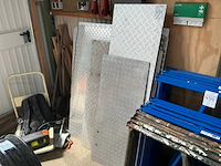 Aluminium tranenplaat (5x) - afbeelding 1 van  2