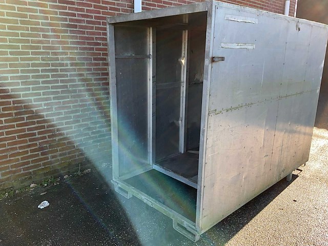 Aluminium transportkist 240x130x190cm v.v. heftrucksledes - afbeelding 1 van  4