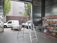 Aluminium trap asc met negen treden en bordes