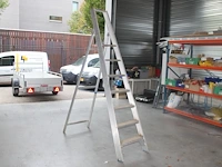 Aluminium trap solide met zes treden en bordes
