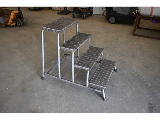 Aluminium trap - afbeelding 1 van  3