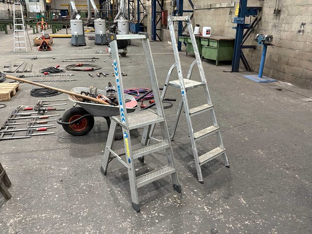 Aluminium trappen (2x) - afbeelding 2 van  8