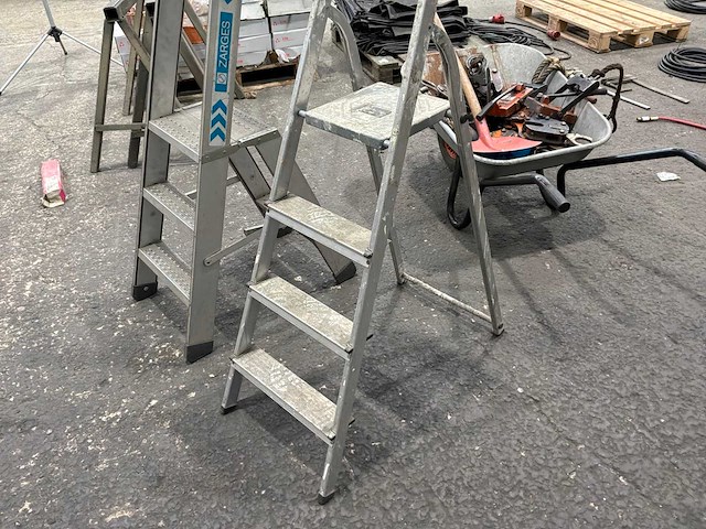 Aluminium trappen (2x) - afbeelding 8 van  8
