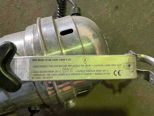 Aluminium trus met par-lamp - afbeelding 3 van  3