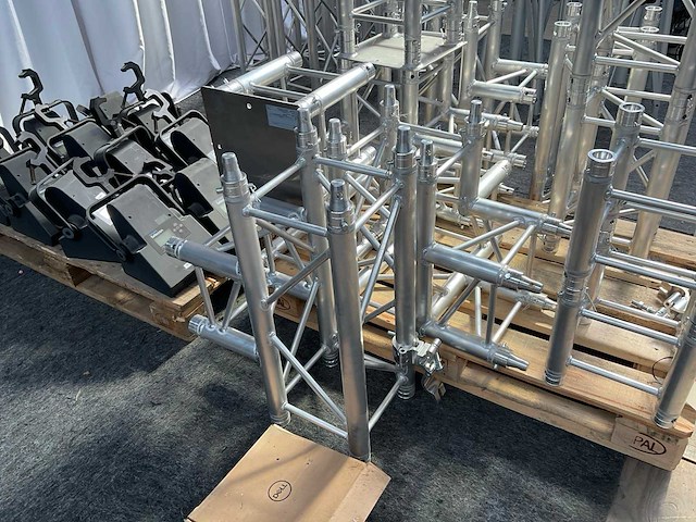 Aluminium trus - afbeelding 3 van  9