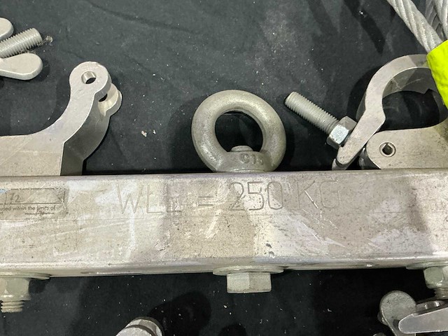 Aluminium trusophangonderdeel (4x) - afbeelding 3 van  4