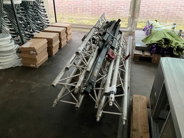Aluminium truss (4x) - afbeelding 2 van  3