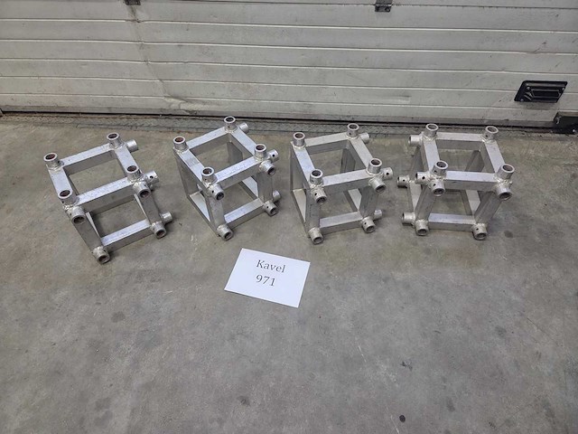 Aluminium truss blok (4x) - afbeelding 1 van  1