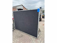Aluminium truss podium