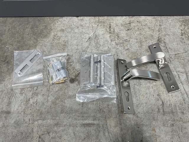 Aluminium tuindeur - antraciet - 183x93 cm - afbeelding 7 van  9